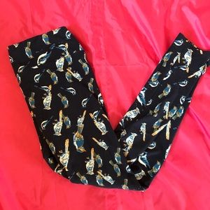 Lularoe leggings tall and curvy. Euc.